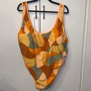 Target Fe Noel One Piece swimsuit fits 4X!